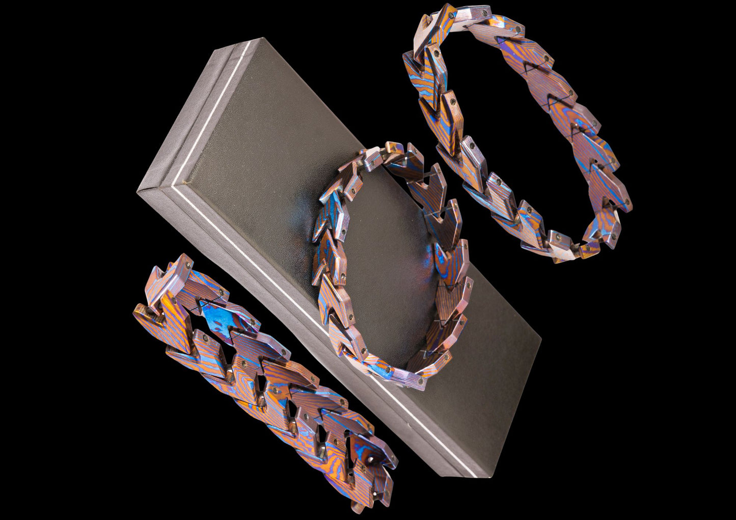 Hand Forged Mokuti Timascus Arrow Flexible Bracelet for Men & Women