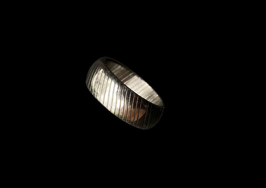 Hand-Forged Damascus Steel Ring – Linear Layered Pattern Wedding Band