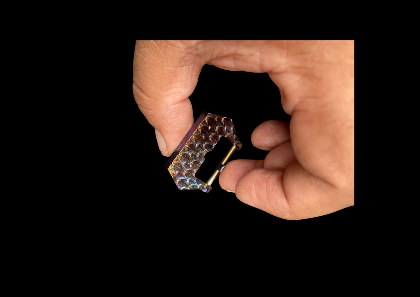 TC4 Titanium 24mm Watch Buckle – Dragon Skin Pattern