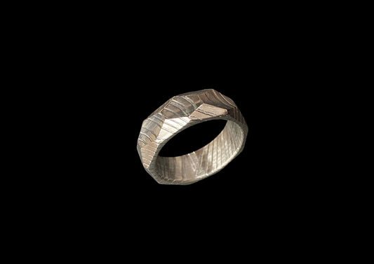 Hand-Forged Damascus Steel Ring – Ladder Pattern Geometric Band