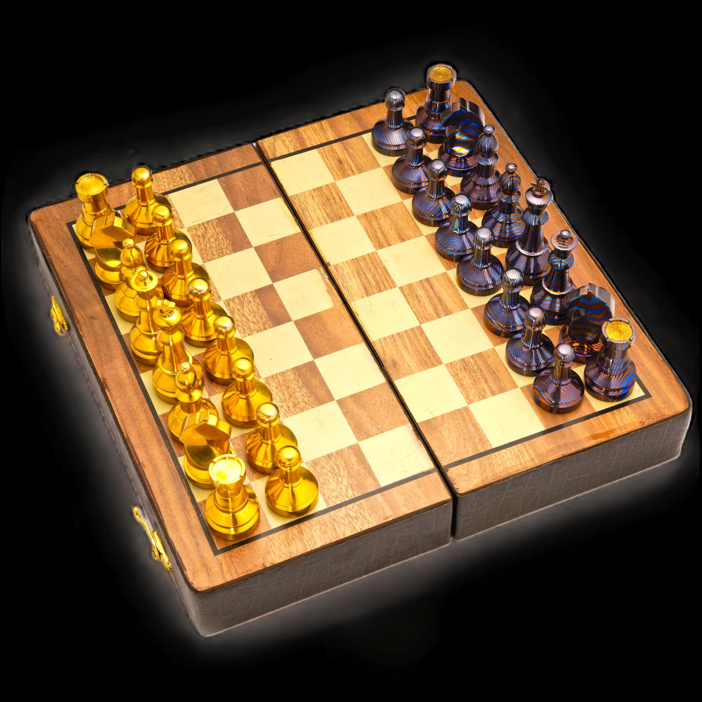 32-Piece Magnetic Chess Set — 16 Mokuti & 16 SS Damascus