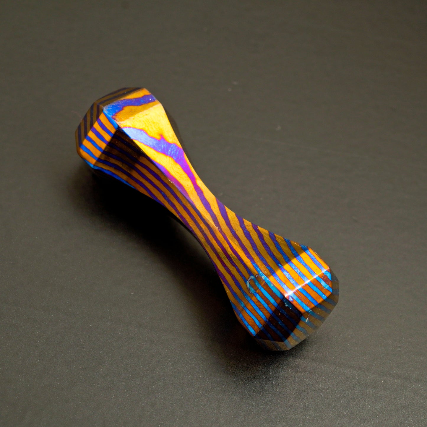 Hand Forged NiobiuTi 6 Sided Begleri Knuckle Roller Fidget Toy