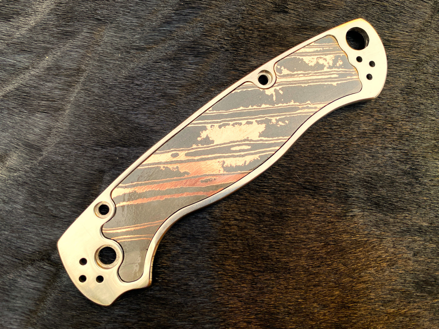 Spyderco Paramilitary 2 Show Side Scale — TC4 Titanium with Copper Damascus Inlay